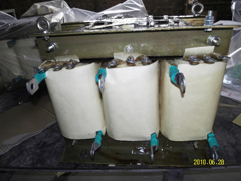 ����׃����